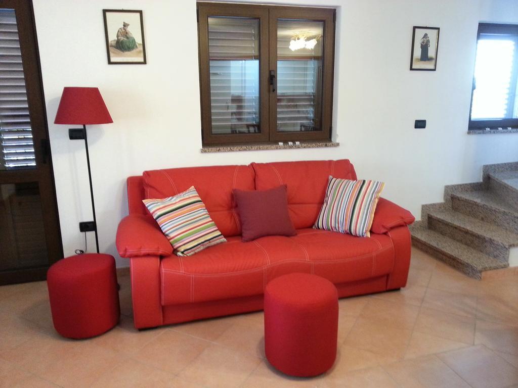 Villa Lara Karojba Szoba fotó